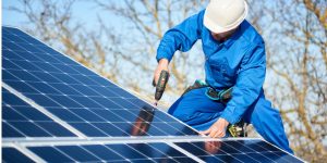 Installation Maintenance Panneaux Solaires Photovoltaïques à La Cluse-et-Mijoux
